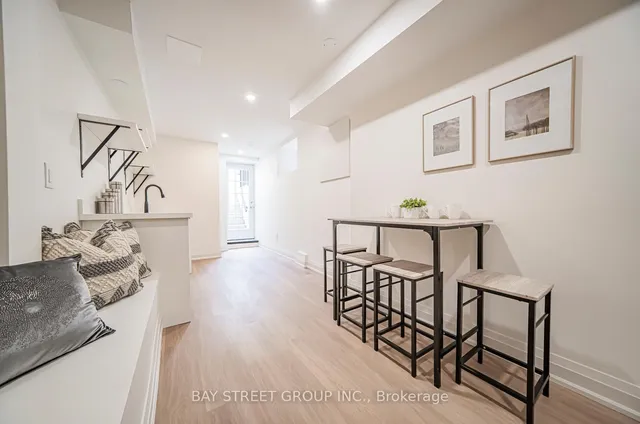 Additional image 34 of 126 Grace St