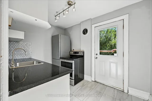 Additional image 29 of 4 Madison Ave