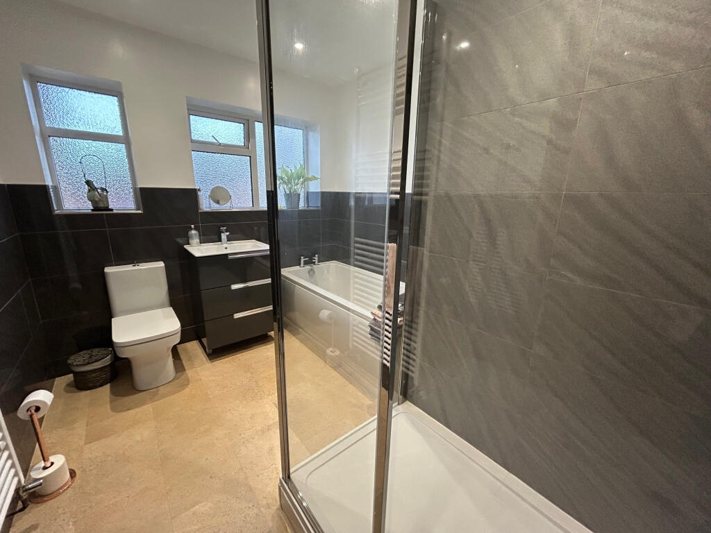 Additional image 4 of Beechcroft Court, Four Oaks Road, Sutton Coldfield. B74 2XR