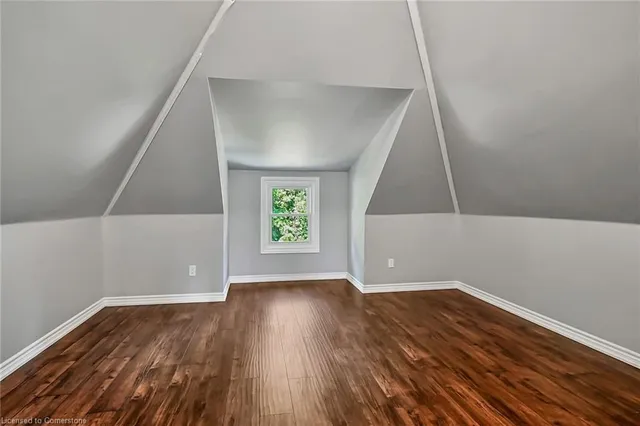 Additional image 32 of 172 Sherman Ave