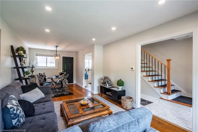 Additional image 8 of 199 York Rd Unit 15