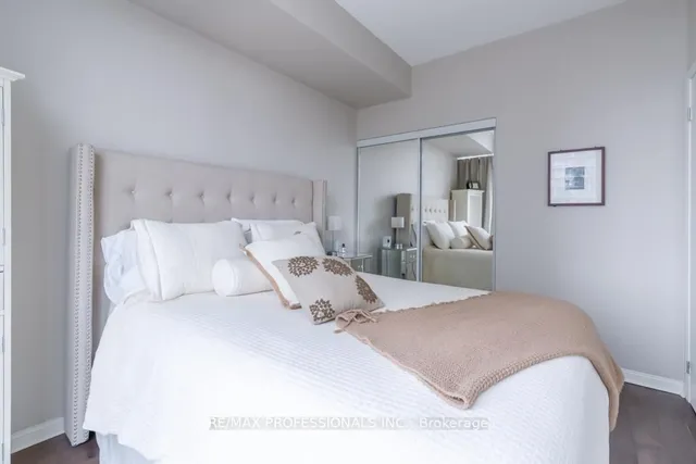 Additional image 13 of 15 Windermere Ave Unit 512