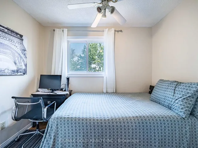 Additional image 18 of 33 St. Emilion Way