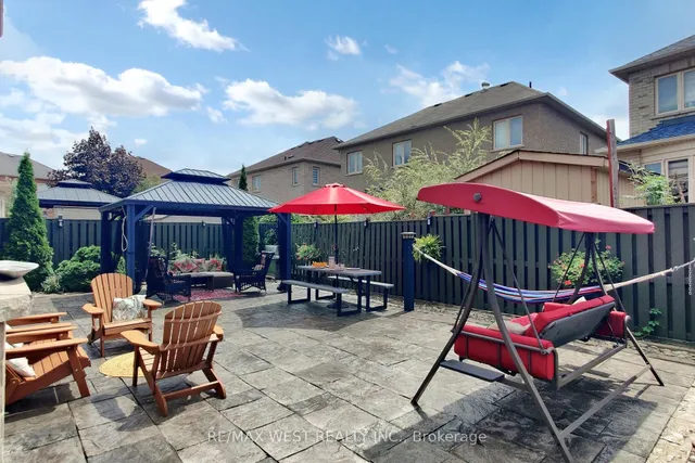 Additional image 50 of 6 Igloo Tr