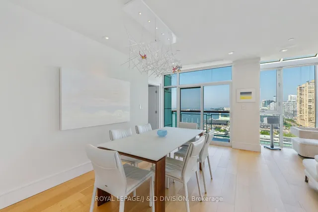 Additional image 21 of 211 Queens Quay Unit 1201