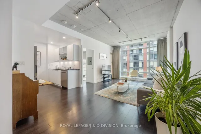 Additional image 9 of 218 King St Unit 407