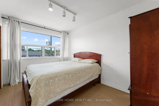 Additional image 23 of 136 Ardwick Blvd