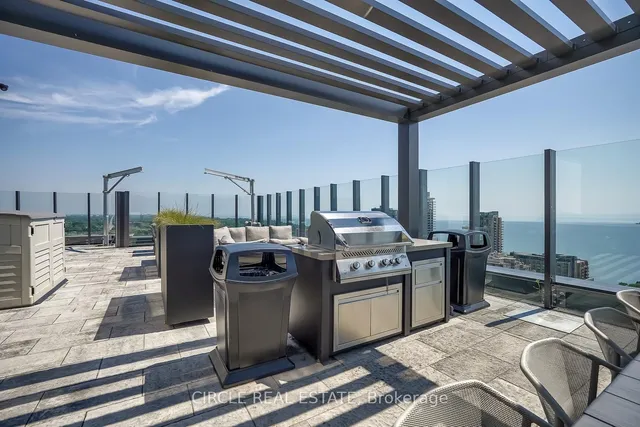 Additional image 32 of 2007 James St Unit 603