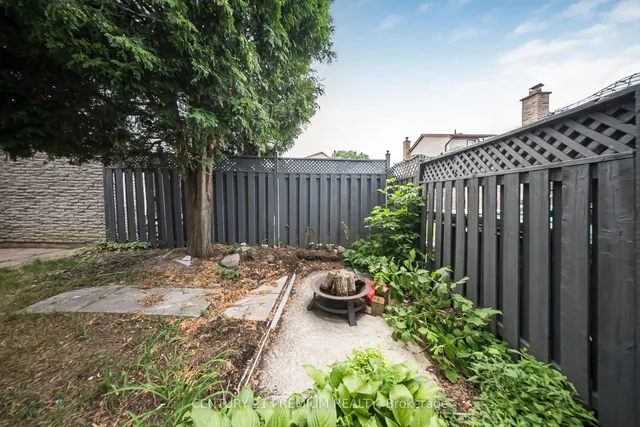 Additional image 44 of 3 Garland Crt