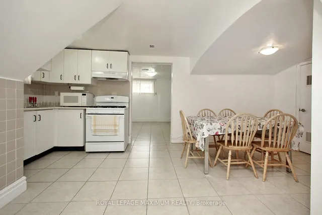 Additional image 22 of 159 Spenvalley Dr