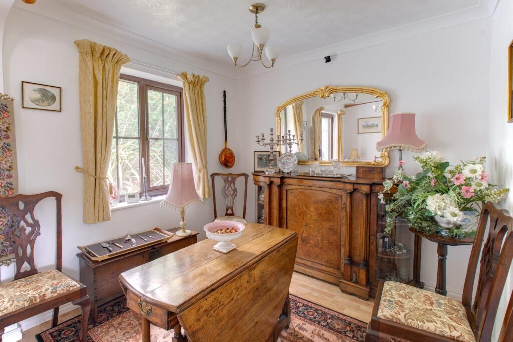 Additional image 4 of Planetree Close, Bromsgrove, Worcestershire, B60