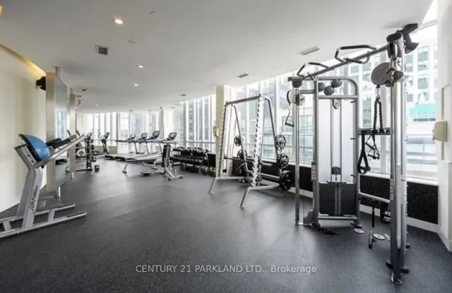 Additional image 10 of 270 Wellington St Unit 325