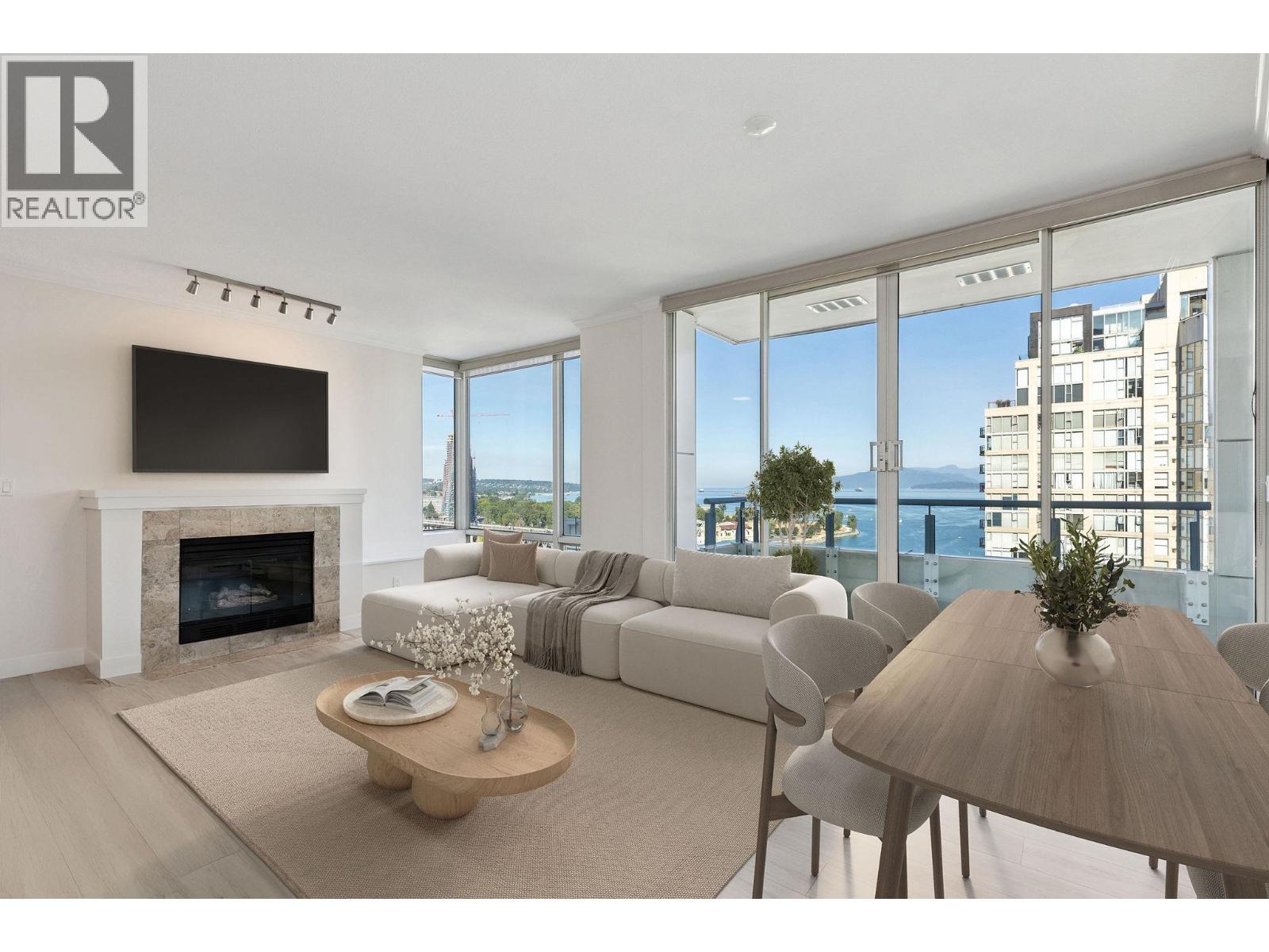 2204 1500 HORNBY STREET|Vancouver, British Columbia V6Z2R1