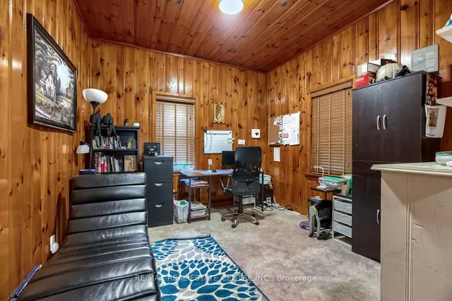 Additional image 7 of 33 MILES St