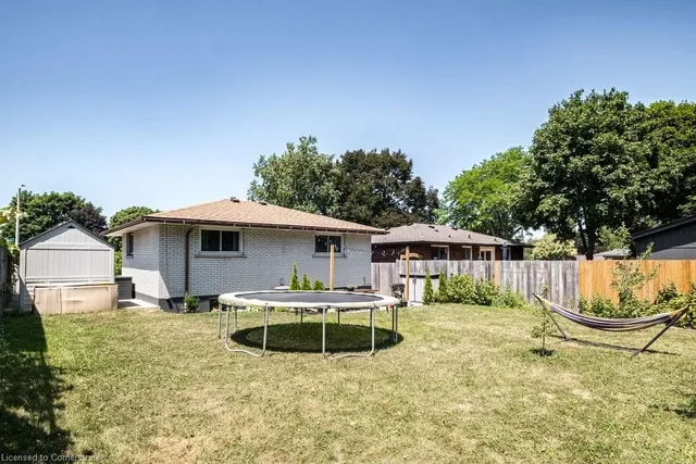 Additional image 46 of 65 Elgar Ave