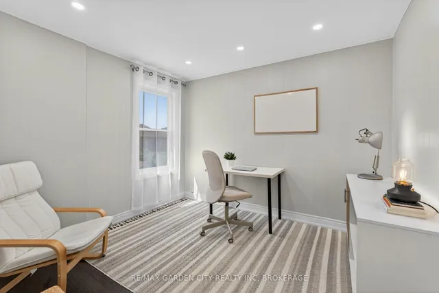 Additional image 18 of 133 Connaught Ave