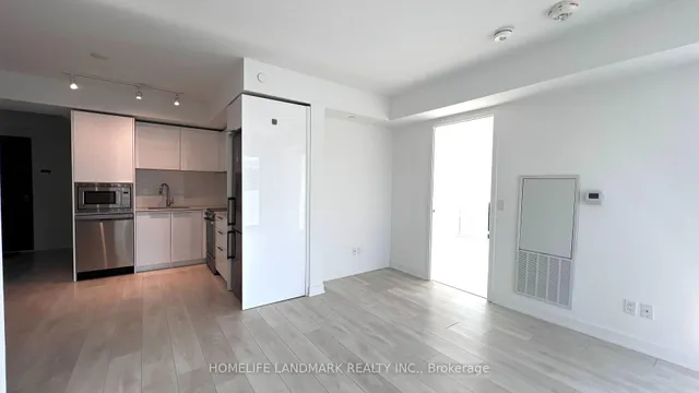 Additional image 6 of 501 Yonge St Unit 2009