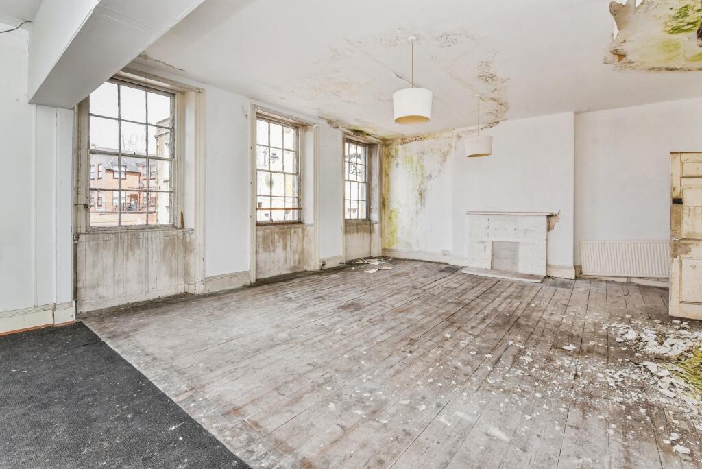 Additional image 32 of 3 Weymouth Street, Warminster, Wiltshire BA12 9NP