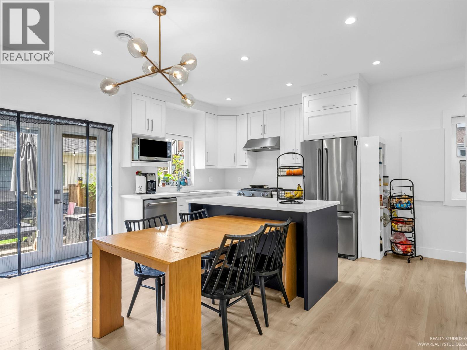 Property image for 5113 FAIRMONT STREET|Vancouver, British Columbia V5R3V4