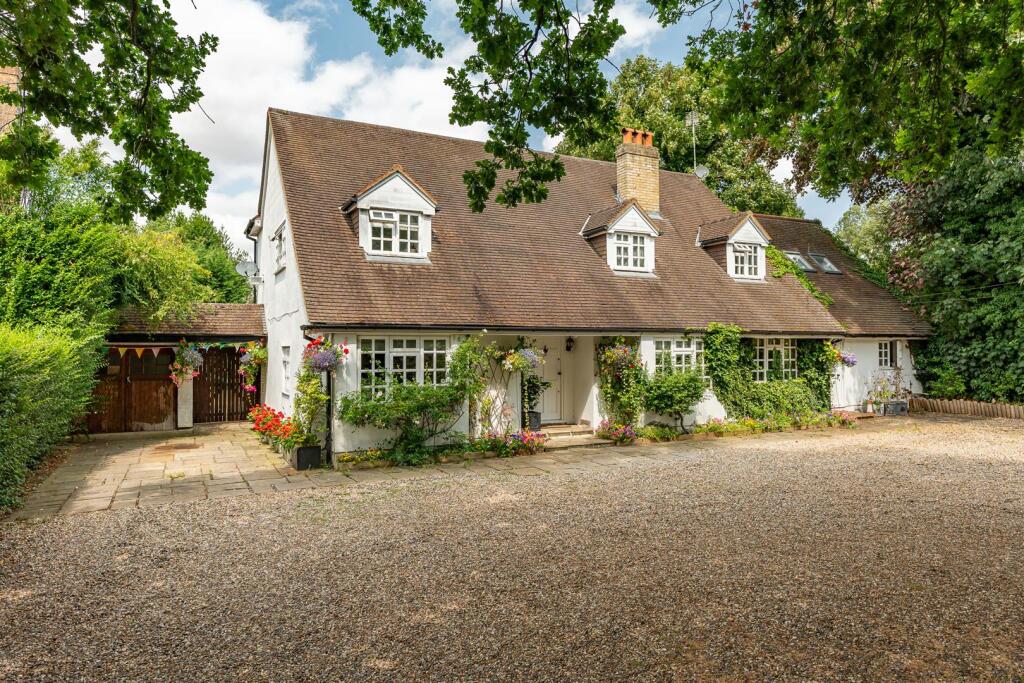 Additional image 7 of Danesbury Park Road, Welwyn