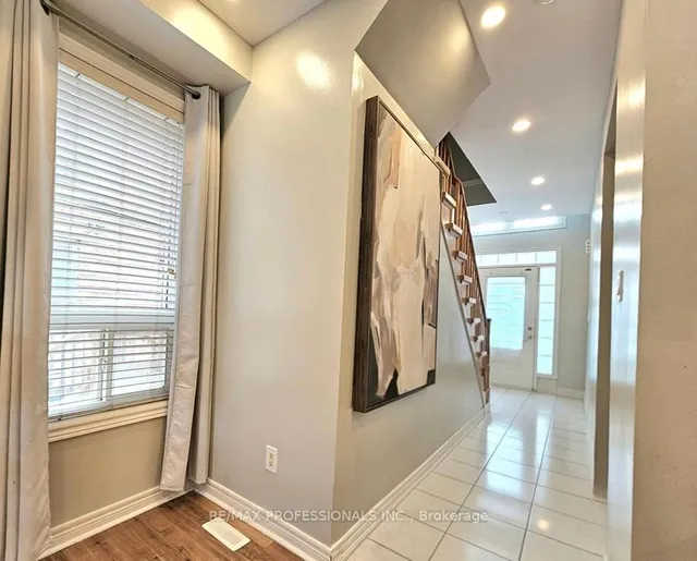 Additional image 20 of 89 Calm Waters Cres