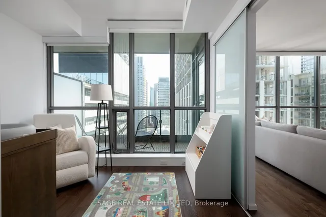 Additional image 13 of 8 Charlotte St Unit 3104