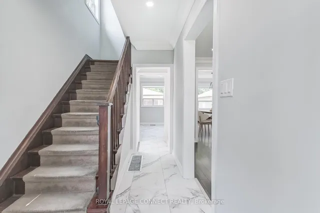 Additional image 4 of 1478 Lawrence Ave