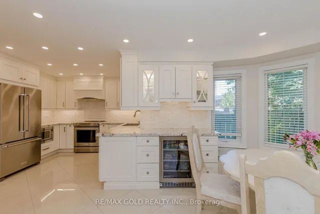 Additional image 24 of 25 Red Cedar Cres