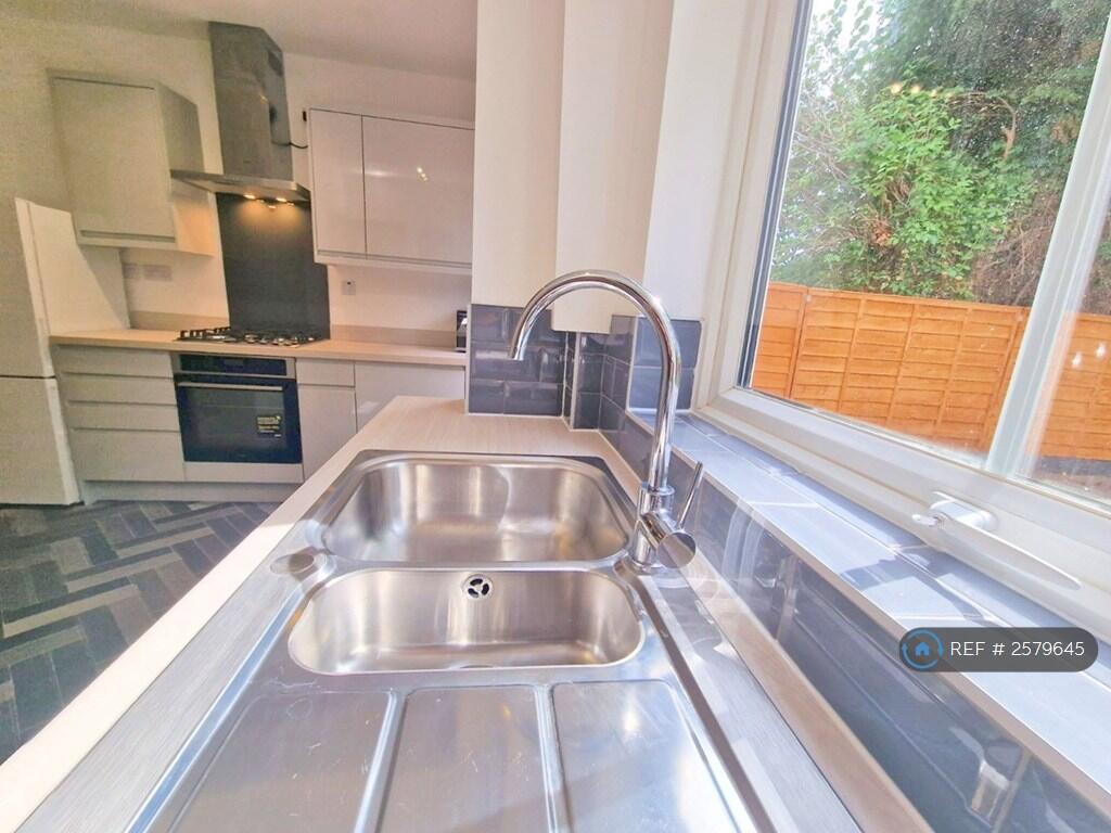 Additional image 32 of Valley Road, Solihull, B92