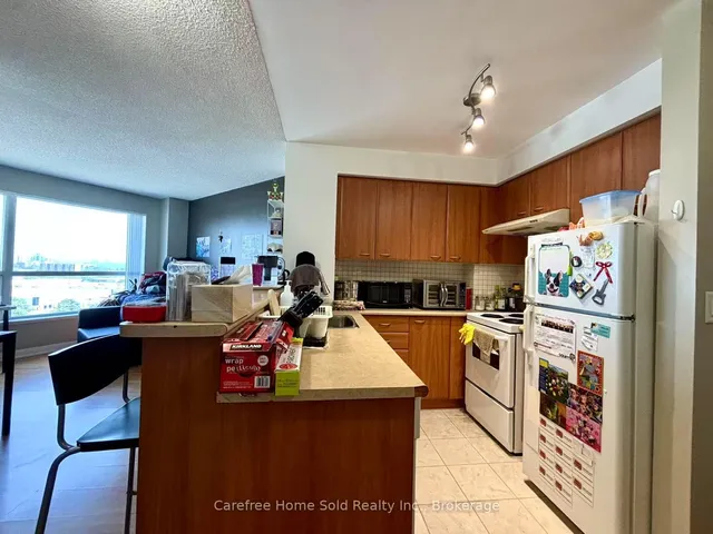 Additional image 5 of 38 LEE CENTRE Dr Unit 1703