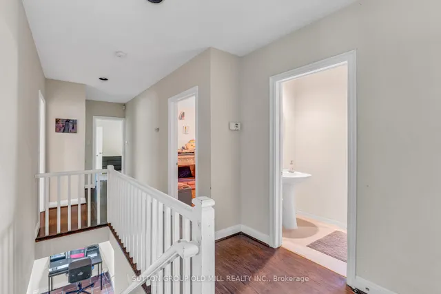 Additional image 21 of 8 Blaine Dr