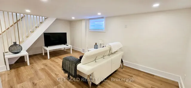 Additional image 7 of 74 St Hubert Ave