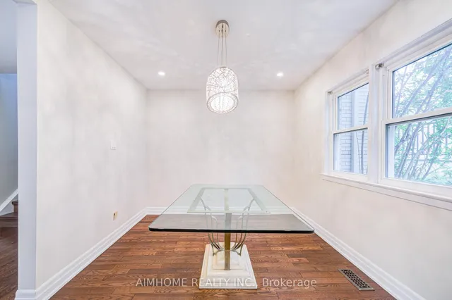 Additional image 39 of 18 Colonnade Rd