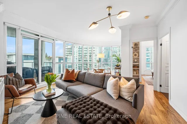 Additional image 8 of 2083 LakeShore Blvd Unit 1112