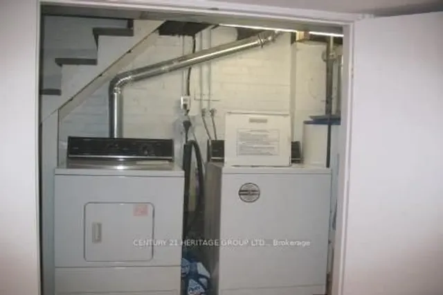 Additional image 23 of 107 Helendale Ave