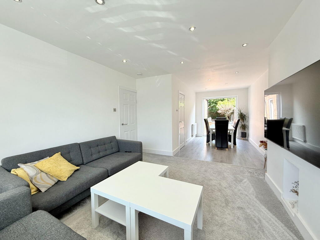 Additional image 31 of Fabian Crescent, Shirley