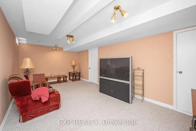 Additional image 37 of 44 Wexford Rd