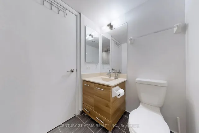 Additional image 24 of 125 Village Green Sq Unit 1205