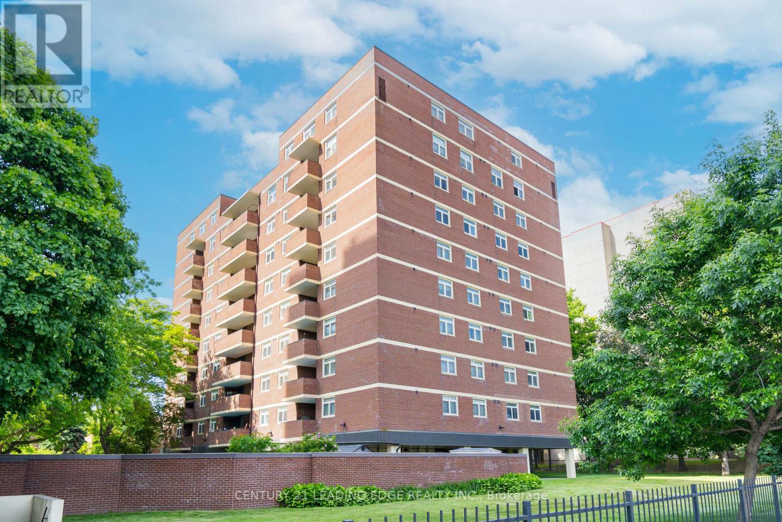 606 - 40 CHICHESTER PLACE|Toronto (L'Amoreaux), Ontario M1T3R6