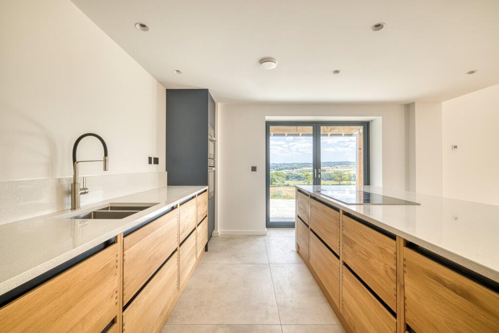 Additional image 16 of Near Oakhill