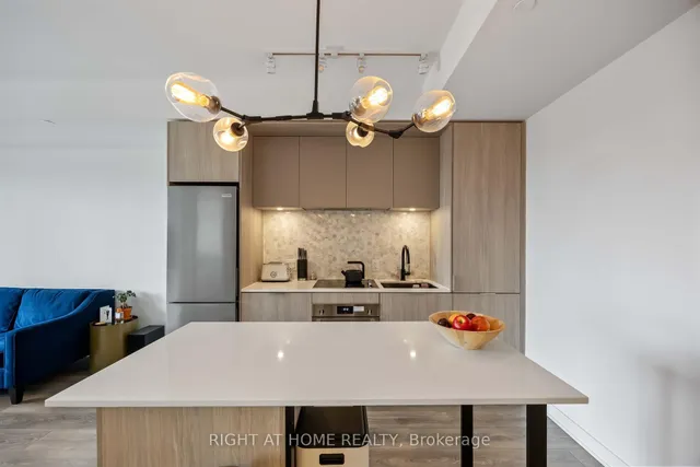 Additional image 5 of 130 River St Unit 601