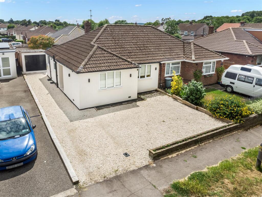 Additional image 15 of Pooleys Lane, Welham Green, Herts