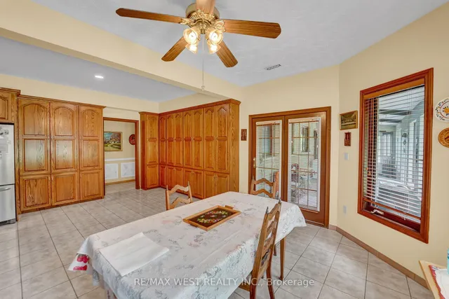 Additional image 6 of 805 Centre Rd