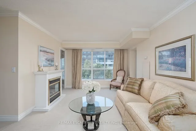 Additional image 8 of 442 Maple Ave Unit 609