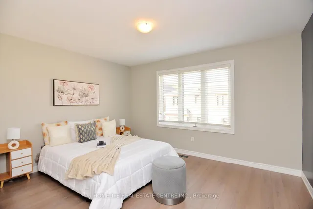 Additional image 32 of 71 Villadowns Tr