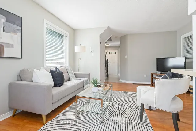 Additional image 6 of 142 Richwood Cres