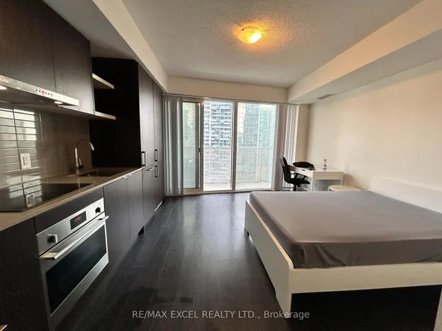 Additional image 6 of 100 Harbour St Unit 2008