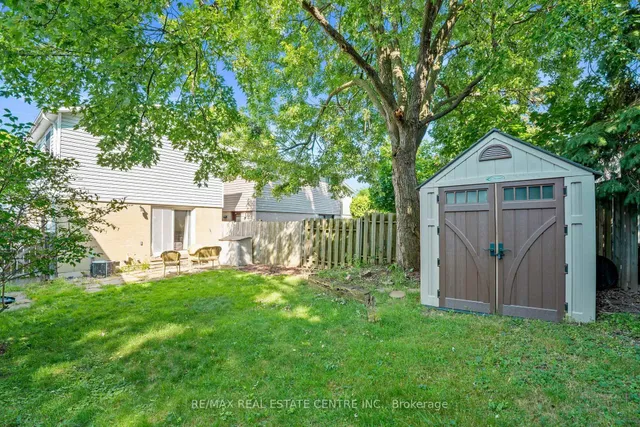 Additional image 33 of 32 Josephine Crt