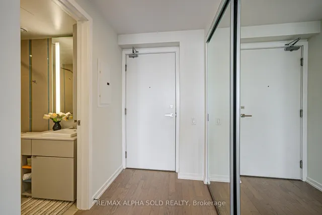 Additional image 4 of 101 Peter St Unit 3710