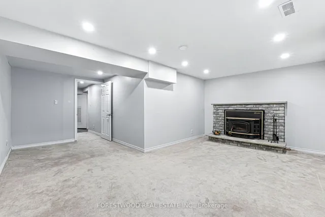 Additional image 35 of 1619 Dewberry Cres